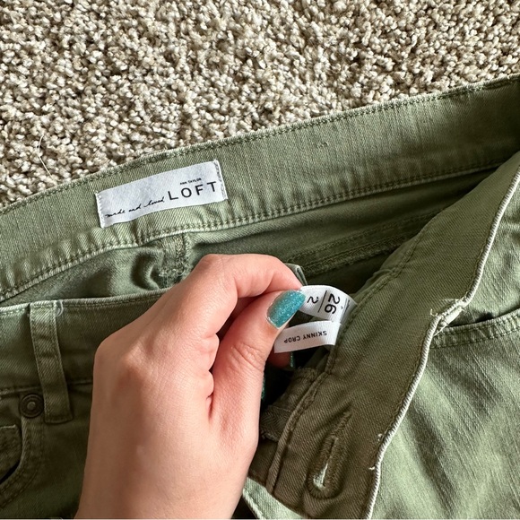 Green LOFT Skinny Crop Pants - Picture 3 of 4